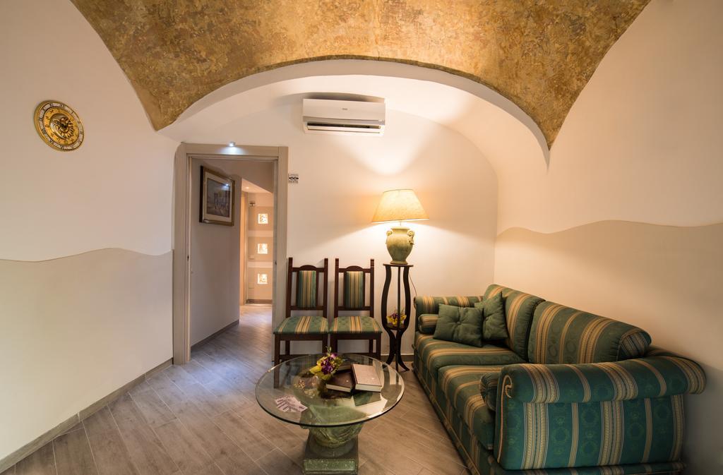 Petros Room Camere Salerno Exteriör bild